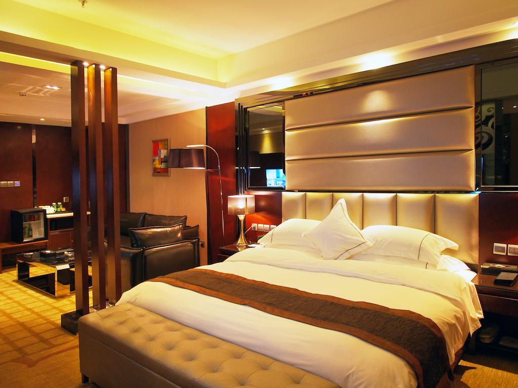 Chengdu Liwan International Hotel Oda fotoğraf